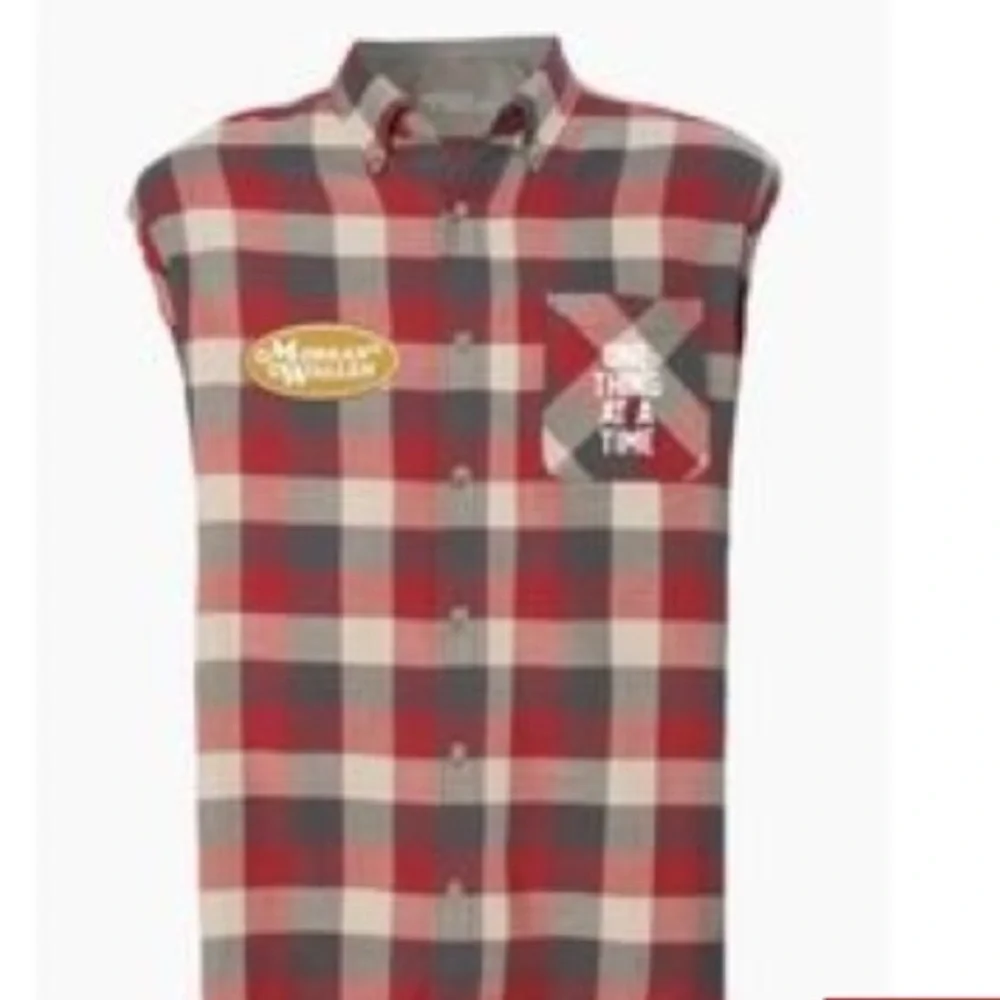 Morgan wallen one thing at a time tour Red Gray Plaid flannel Shirt Men's medium